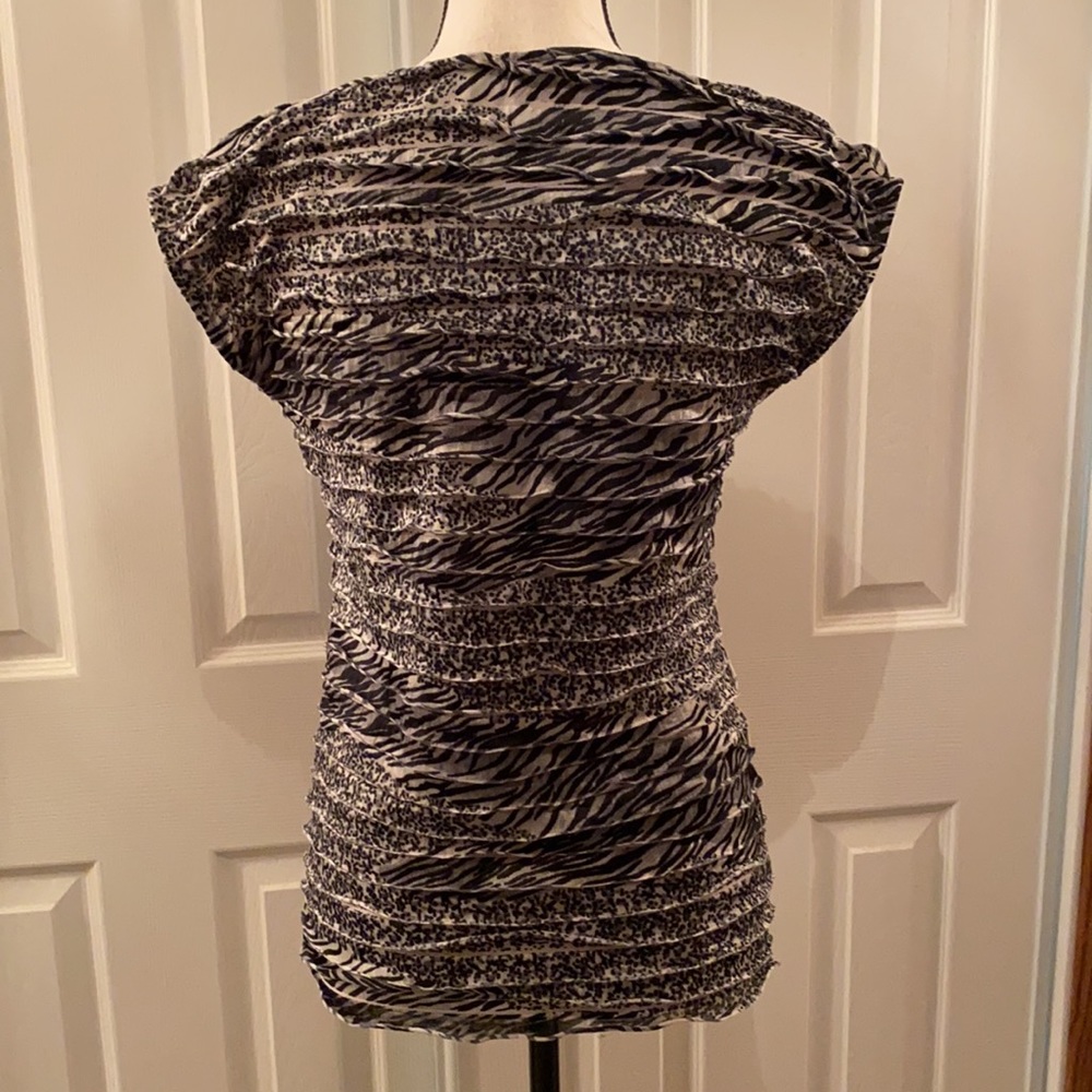 Milano Ruffle Print Top - Picture 4 of 6